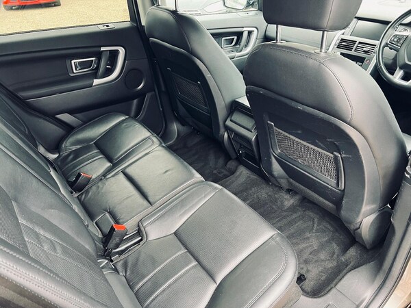 Used Land Rover Discovery Sport 2017 for sale - 76293282: Photo 31