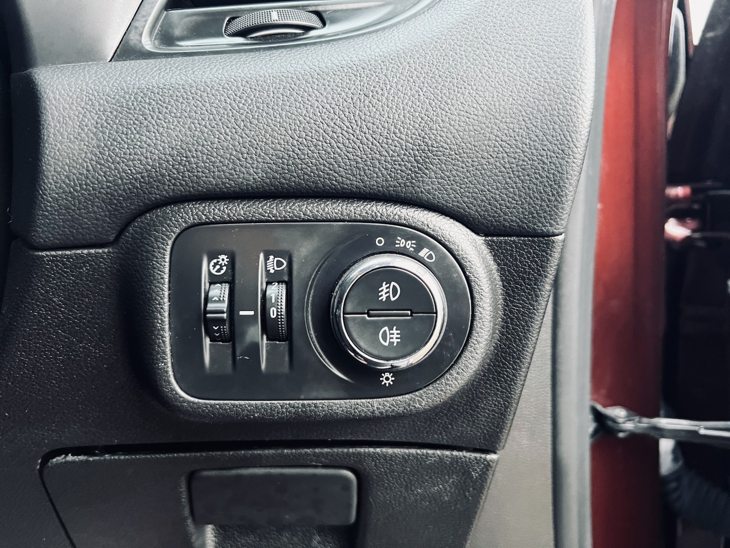 Used Vauxhall Zafira 2017 for sale - 77008176: Photo 24