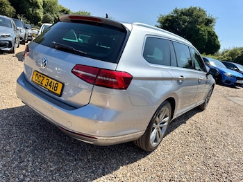 Used Volkswagen Passat 2019 for sale - 75260527: Photo