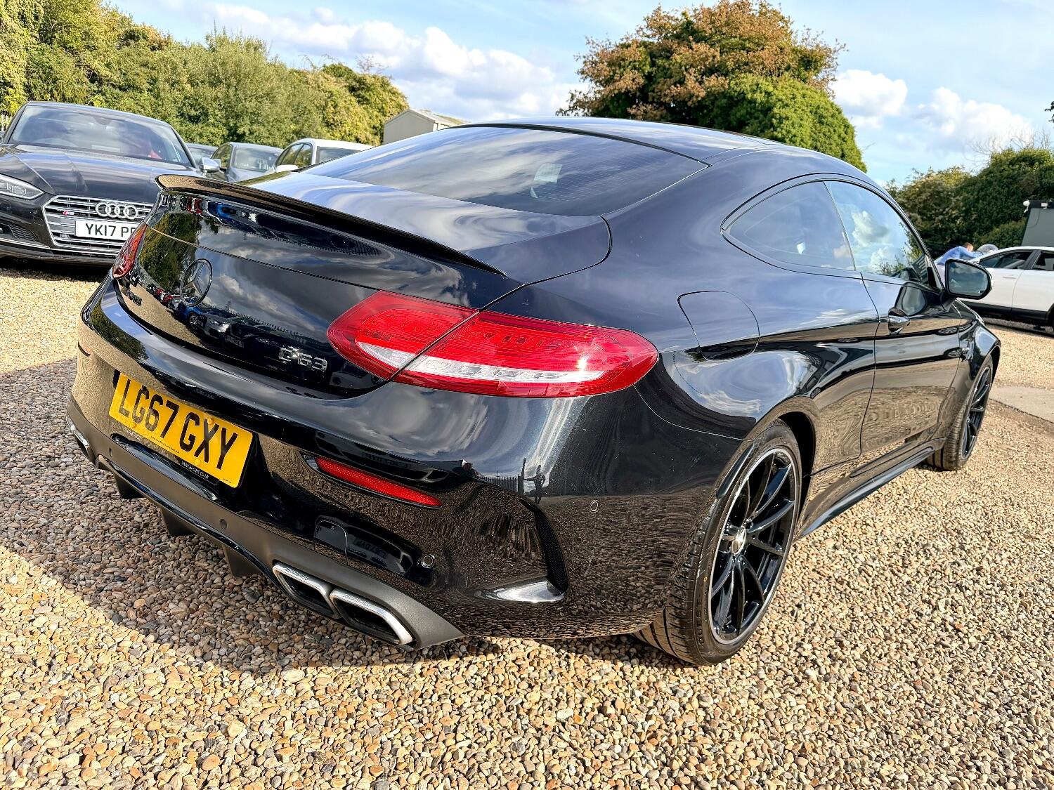 Used Mercedes-Benz C Class 2017 for sale - 76716162: Photo 3
