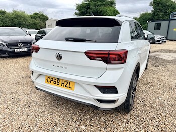 Used Volkswagen T-Roc 2018 for sale - 78846118: Photo