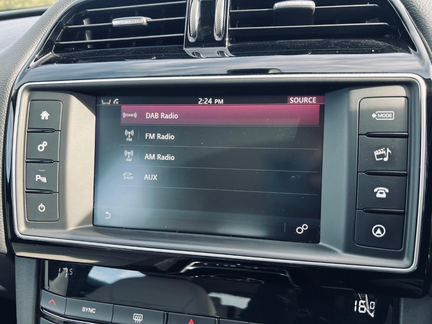 Used Jaguar F-Pace 2016 for sale - 77830096: Photo 21