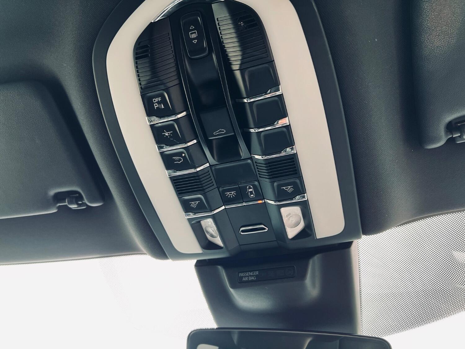 Used Porsche Macan 2018 for sale - 76793138: Photo 27