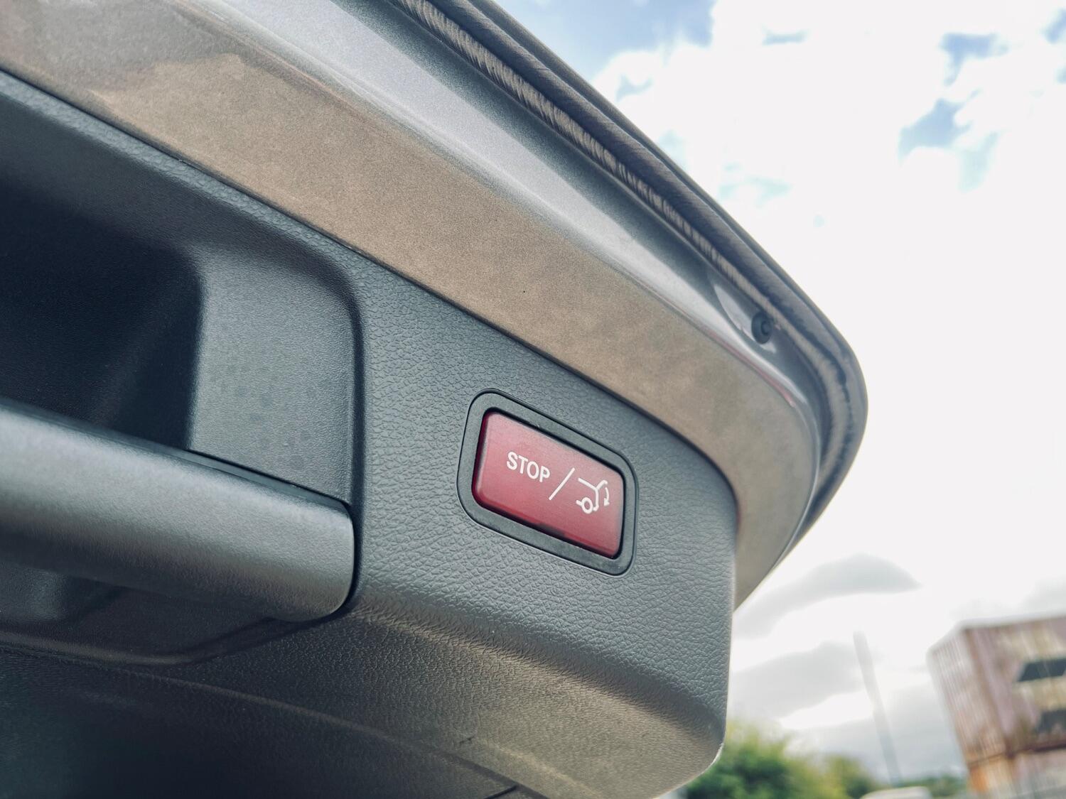 Vehicle 33
