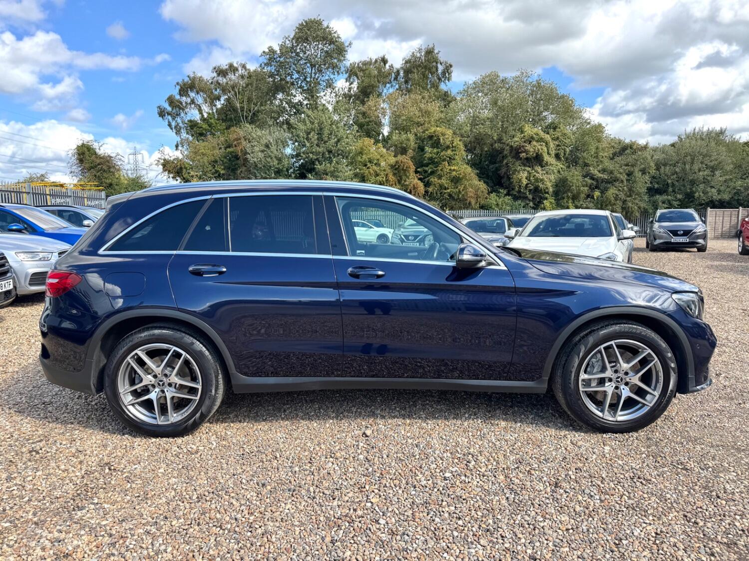 Used Mercedes-Benz GLC 2017 for sale - 76716170: Photo 3