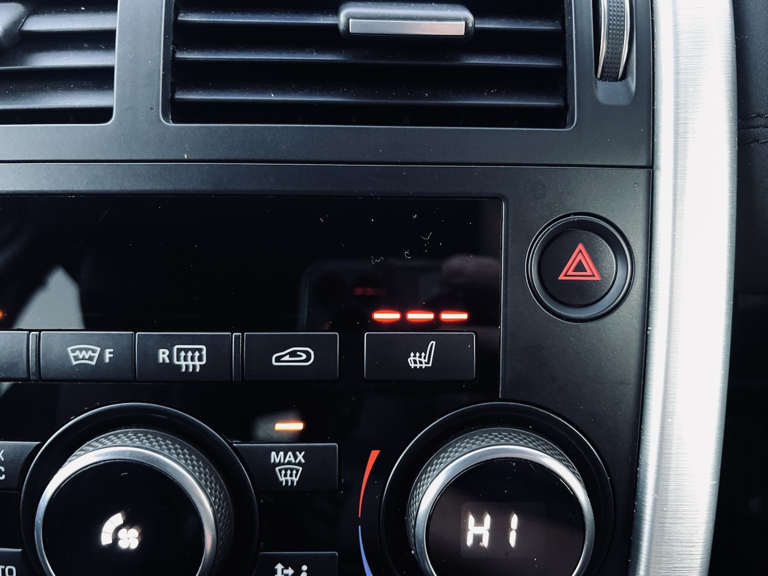 Used Land Rover Discovery Sport 2018 for sale - 76918426: Photo 23