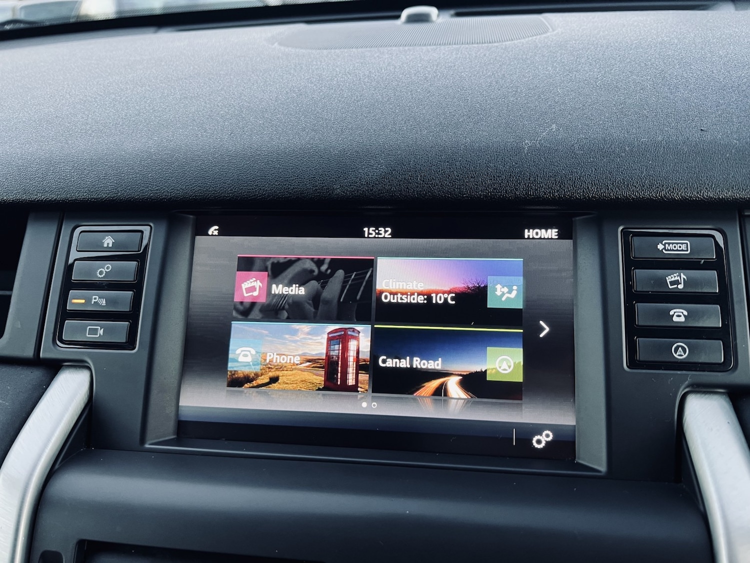 Used Land Rover Discovery Sport 2018 for sale - 76918426: Photo 27