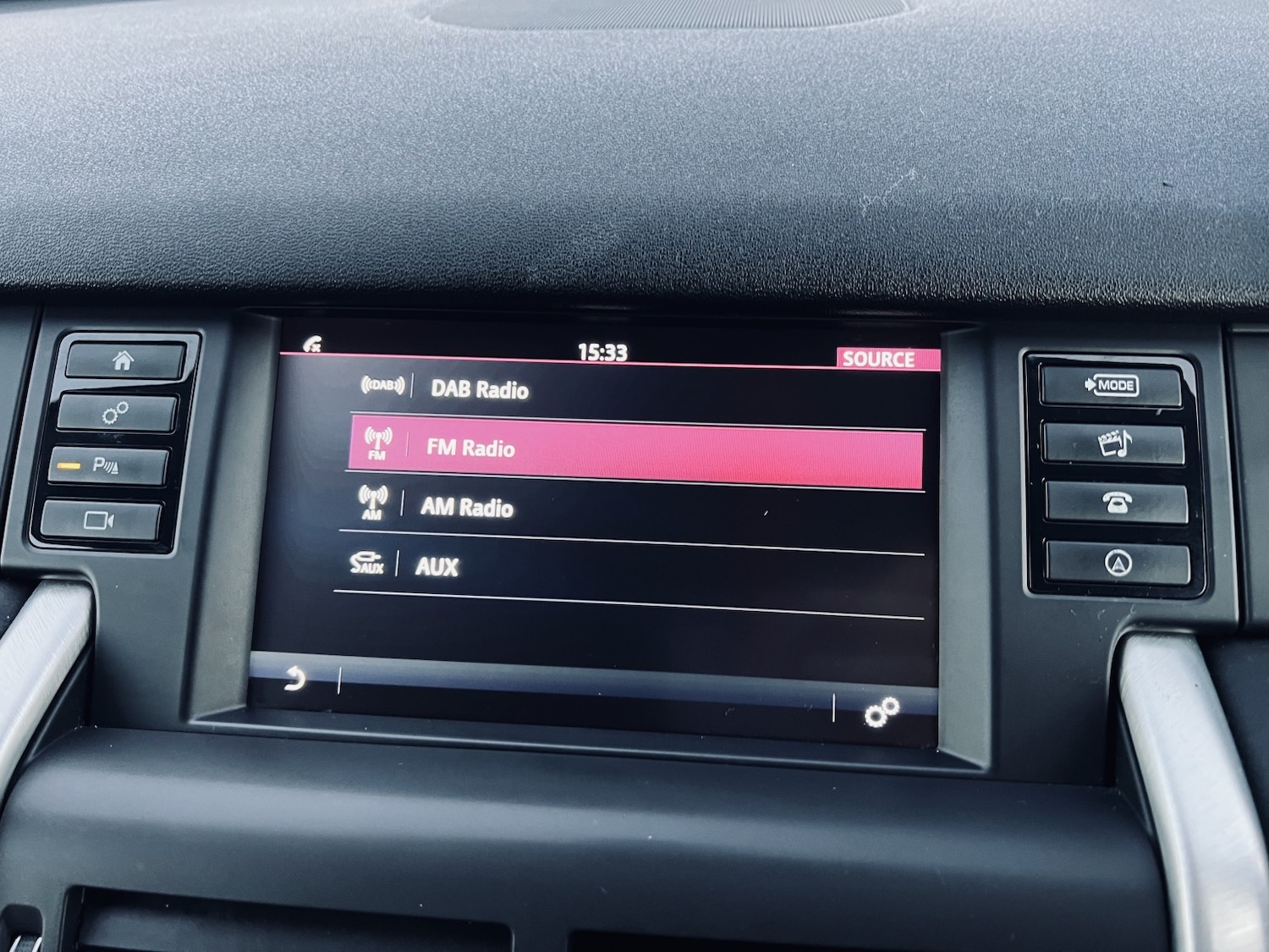 Used Land Rover Discovery Sport 2018 for sale - 76918426: Photo 28