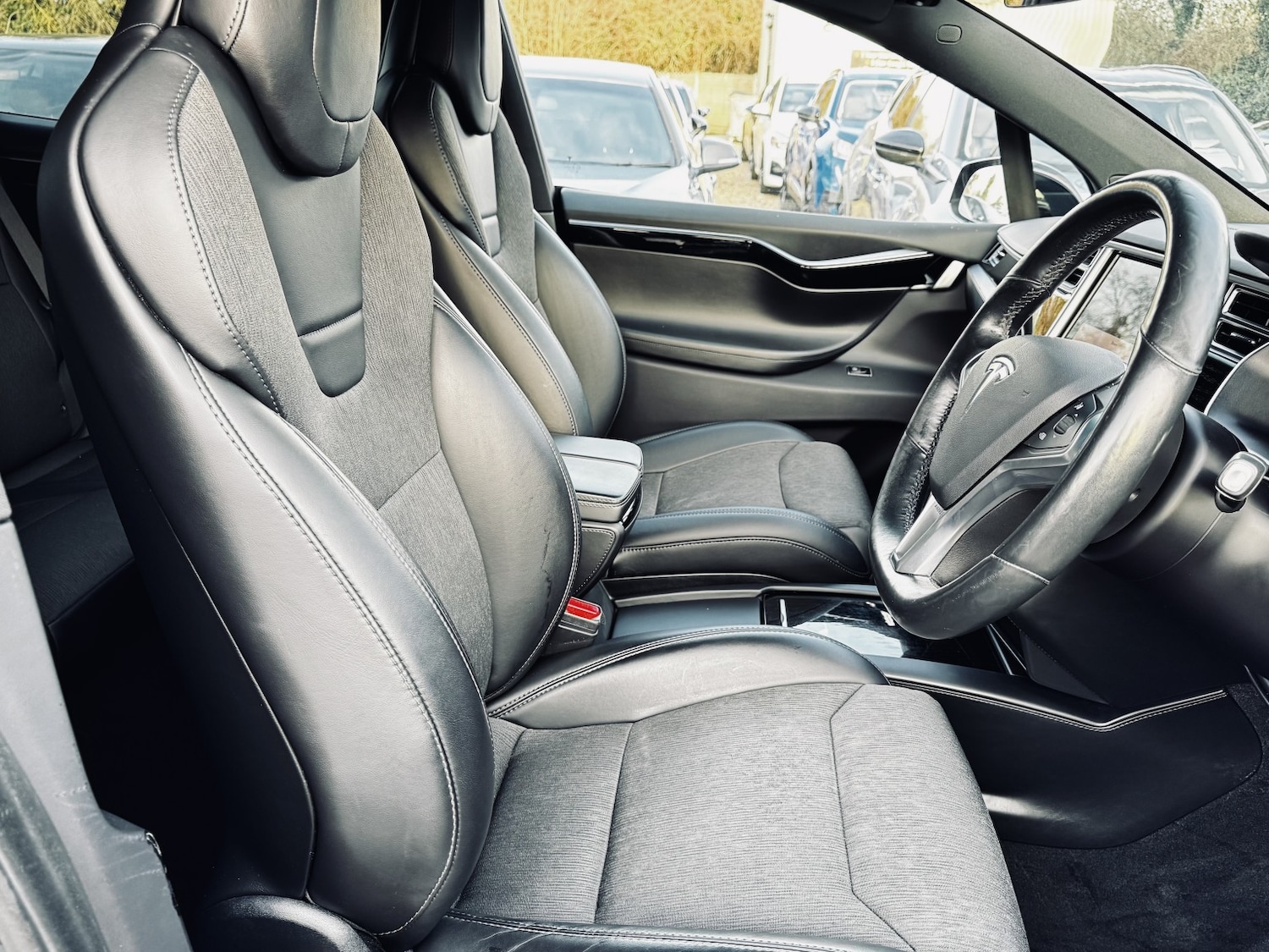 Used Tesla Model X 2018 for sale - 76968587: Photo 17