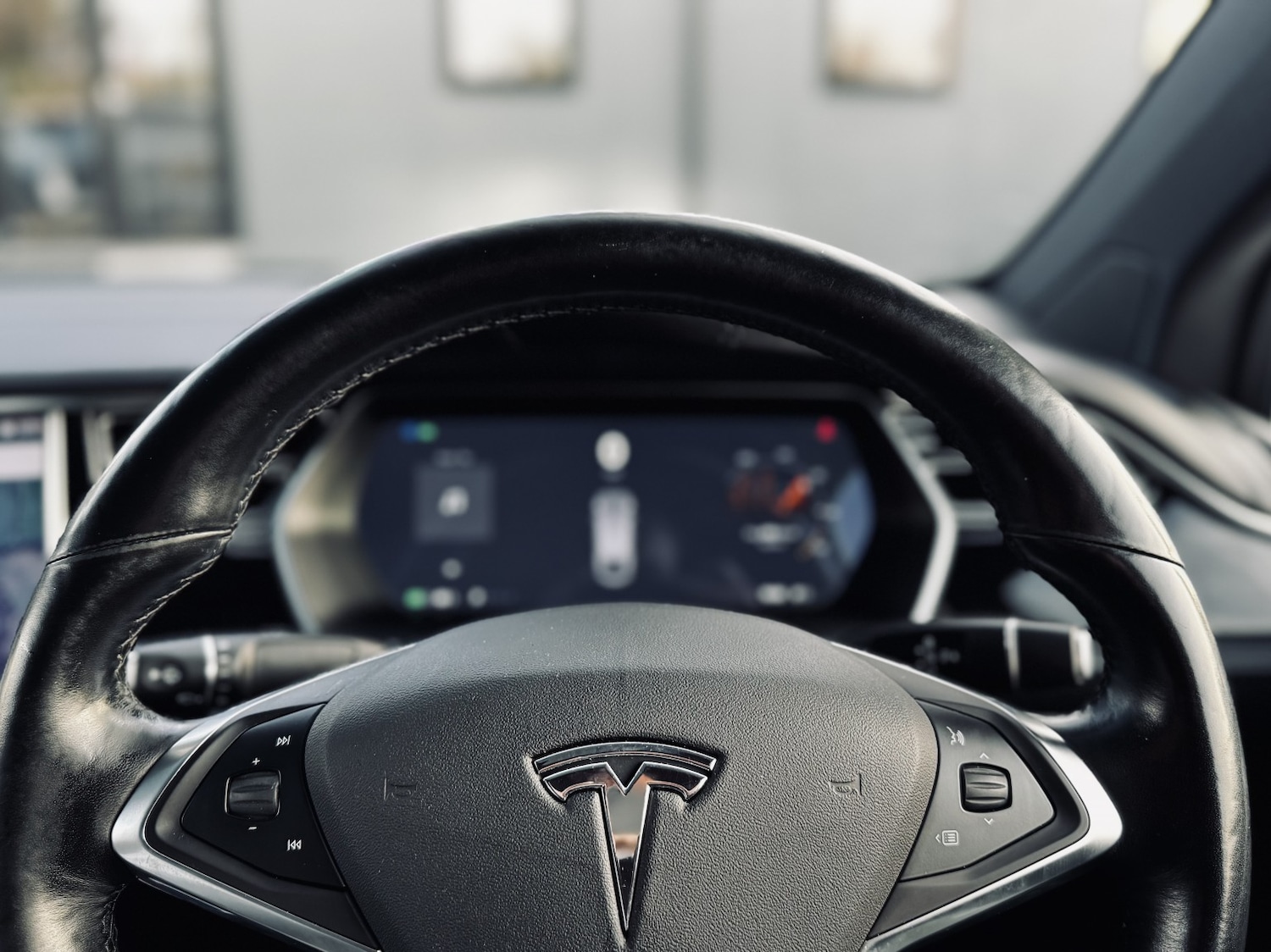 Used Tesla Model X 2018 for sale - 76968587: Photo 32