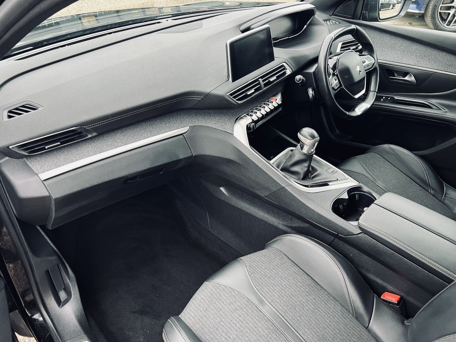 Used Peugeot 5008 2019 for sale - 76924515: Photo 16