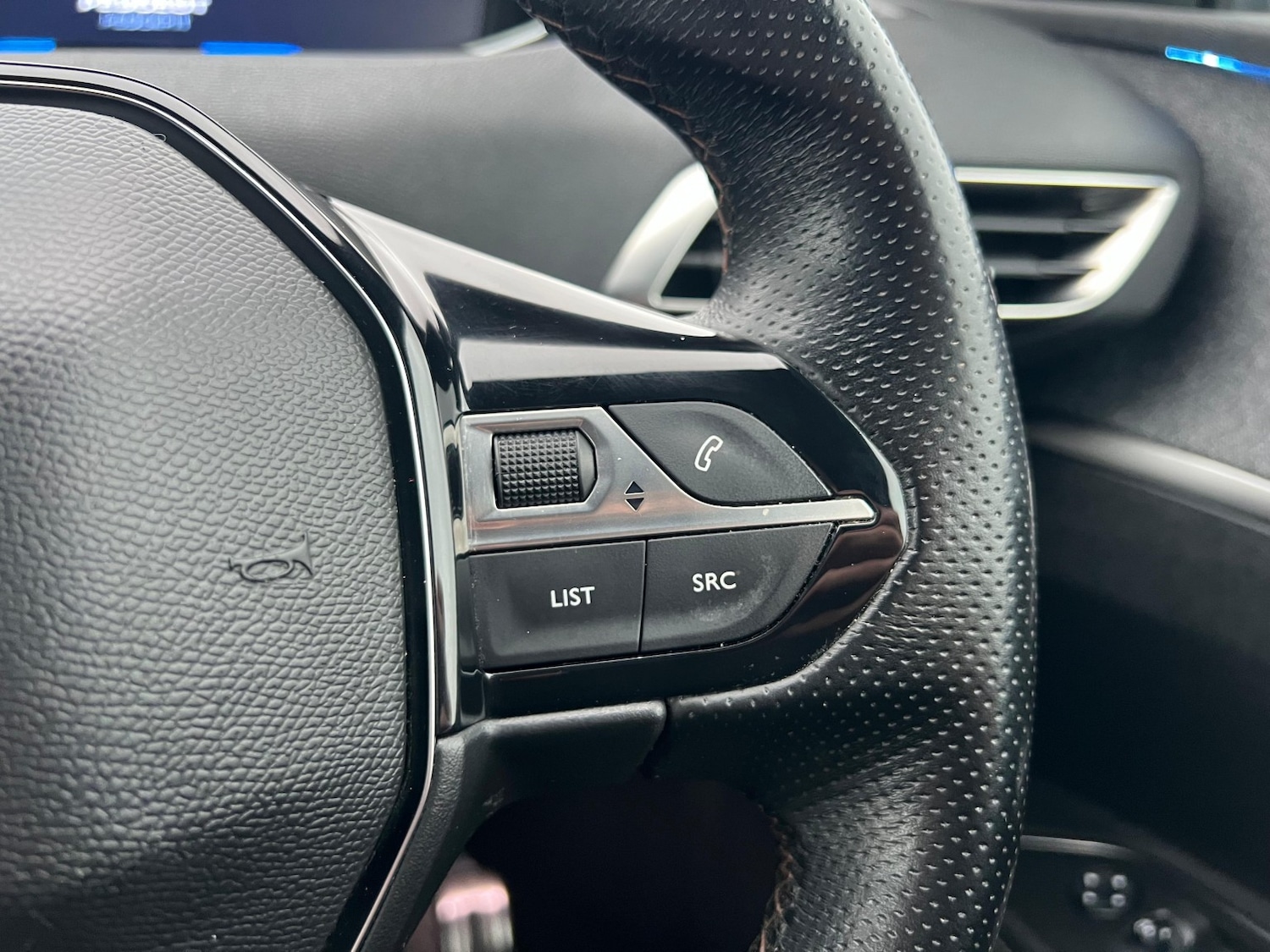 Used Peugeot 5008 2019 for sale - 76924515: Photo 30