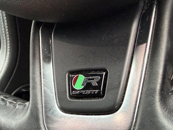 Used Jaguar F-Pace 2019 for sale - 76293253: Photo 25