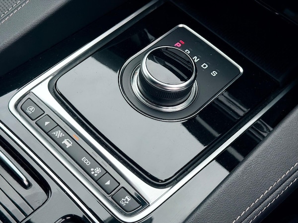 Used Jaguar F-Pace 2019 for sale - 76293253: Photo 26