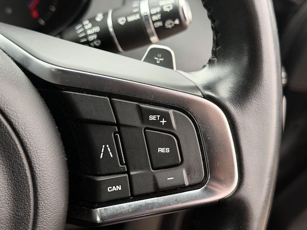 Used Jaguar F-Pace 2019 for sale - 76293253: Photo 30