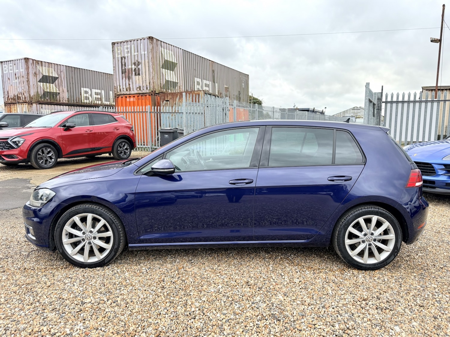Used Volkswagen Golf 2017 for sale - 76716163: Photo 11