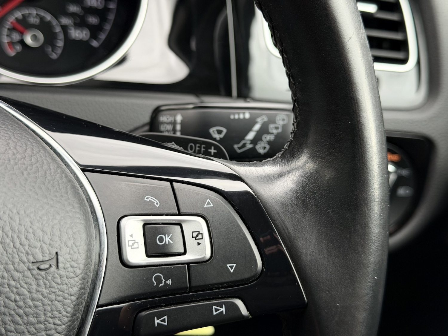 Used Volkswagen Golf 2017 for sale - 76716163: Photo 29