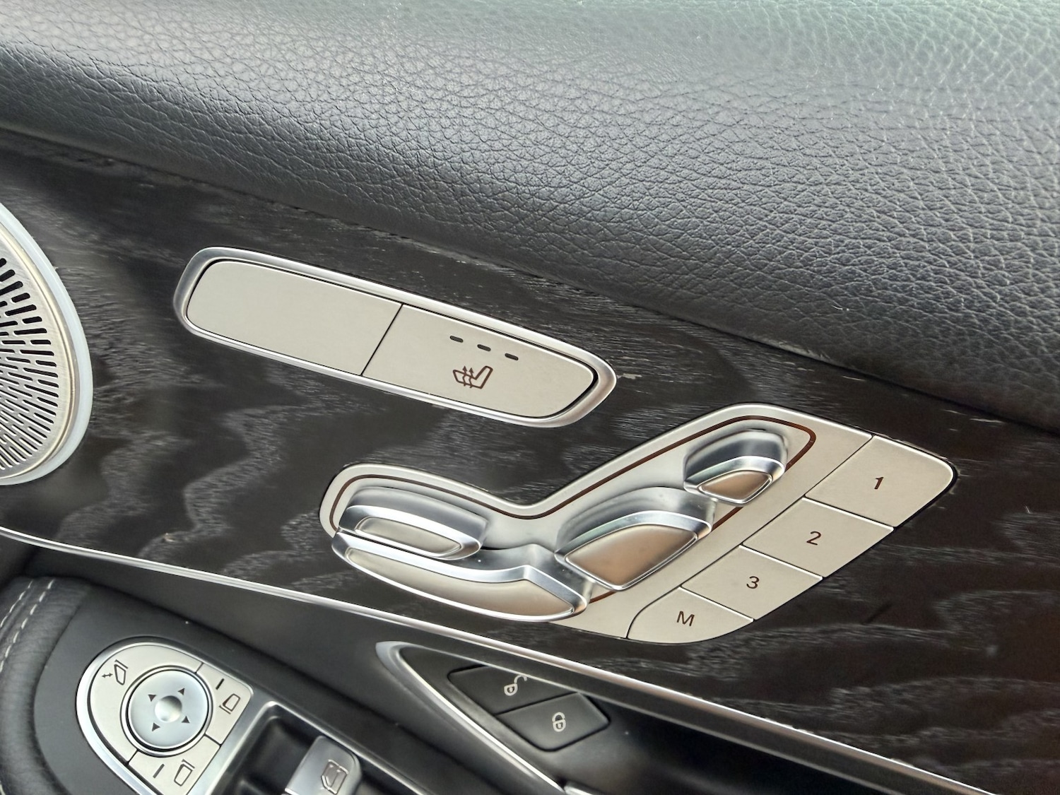 Used Mercedes-Benz GLC 2018 for sale - 77233788: Photo 22