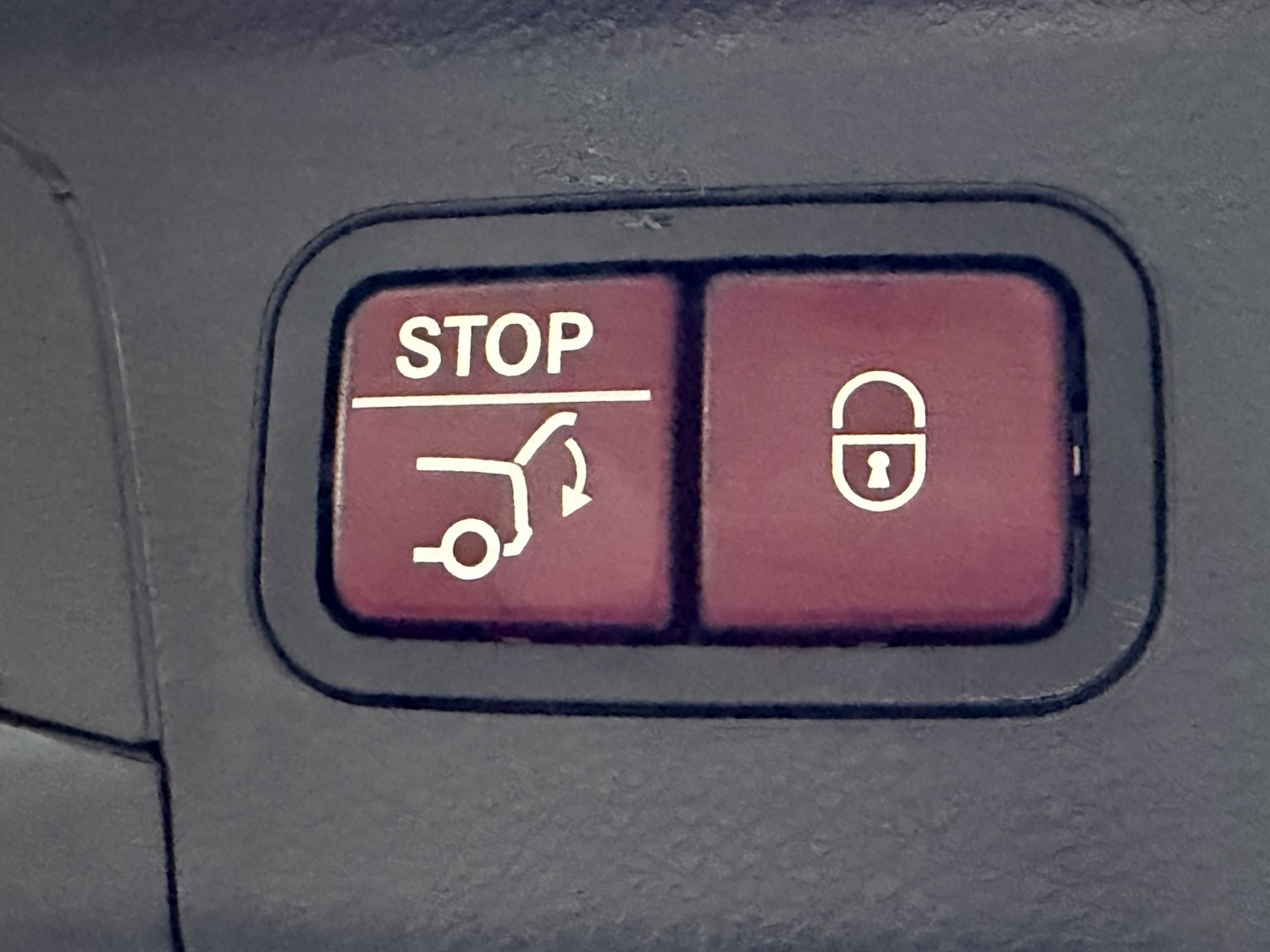 Used Mercedes-Benz GLC 2018 for sale - 77233788: Photo 38