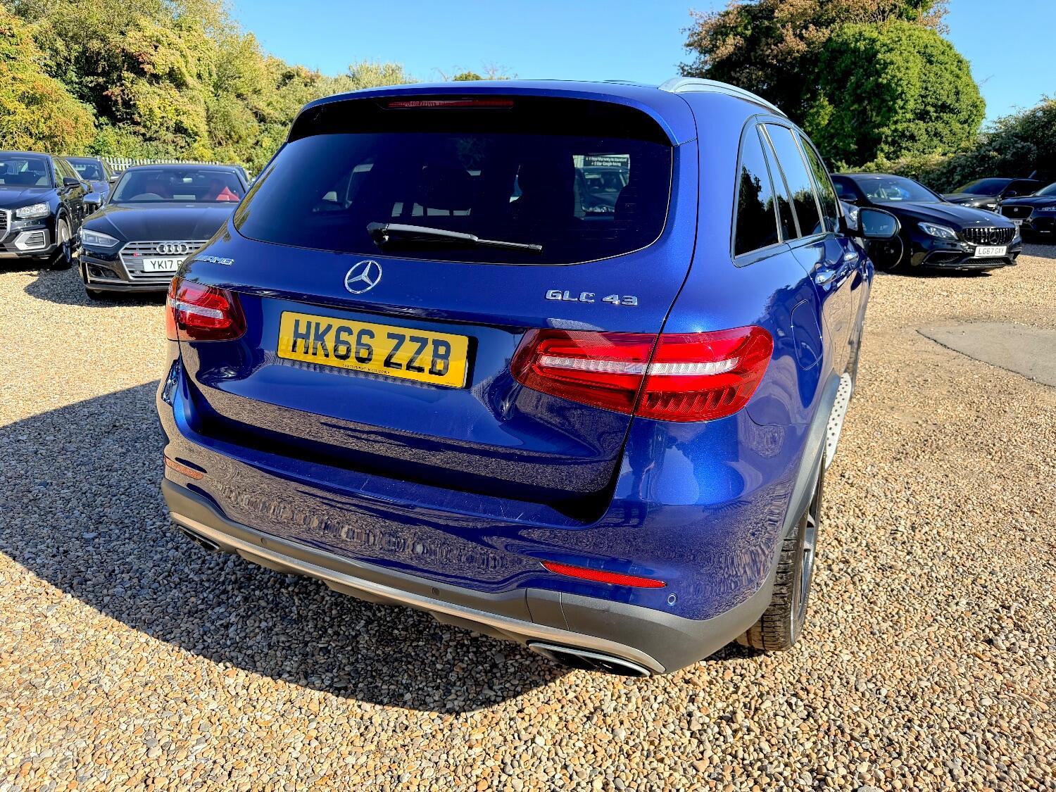 Used Mercedes-Benz GLC 2017 for sale - 76716172: Photo 5