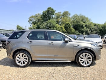 Used Land Rover Discovery Sport 2019 for sale - 79848134: Photo