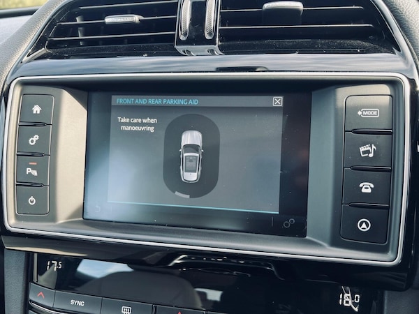 Used Jaguar F-Pace 2016 for sale - 76063907: Photo 19