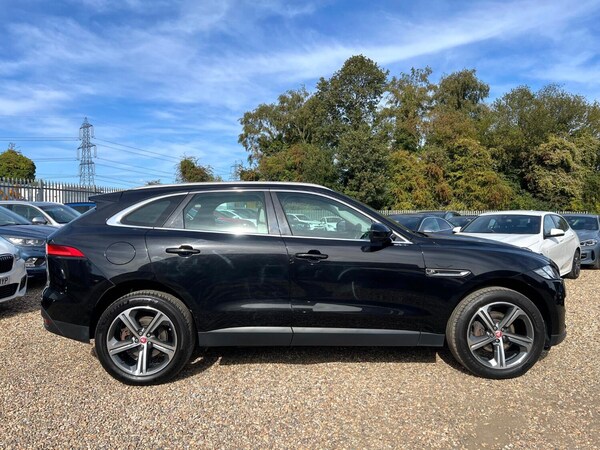 Used Jaguar F-Pace 2016 for sale - 76063907: Photo 3