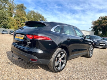 Used Jaguar F-Pace 2016 for sale - 76063907: Photo 4