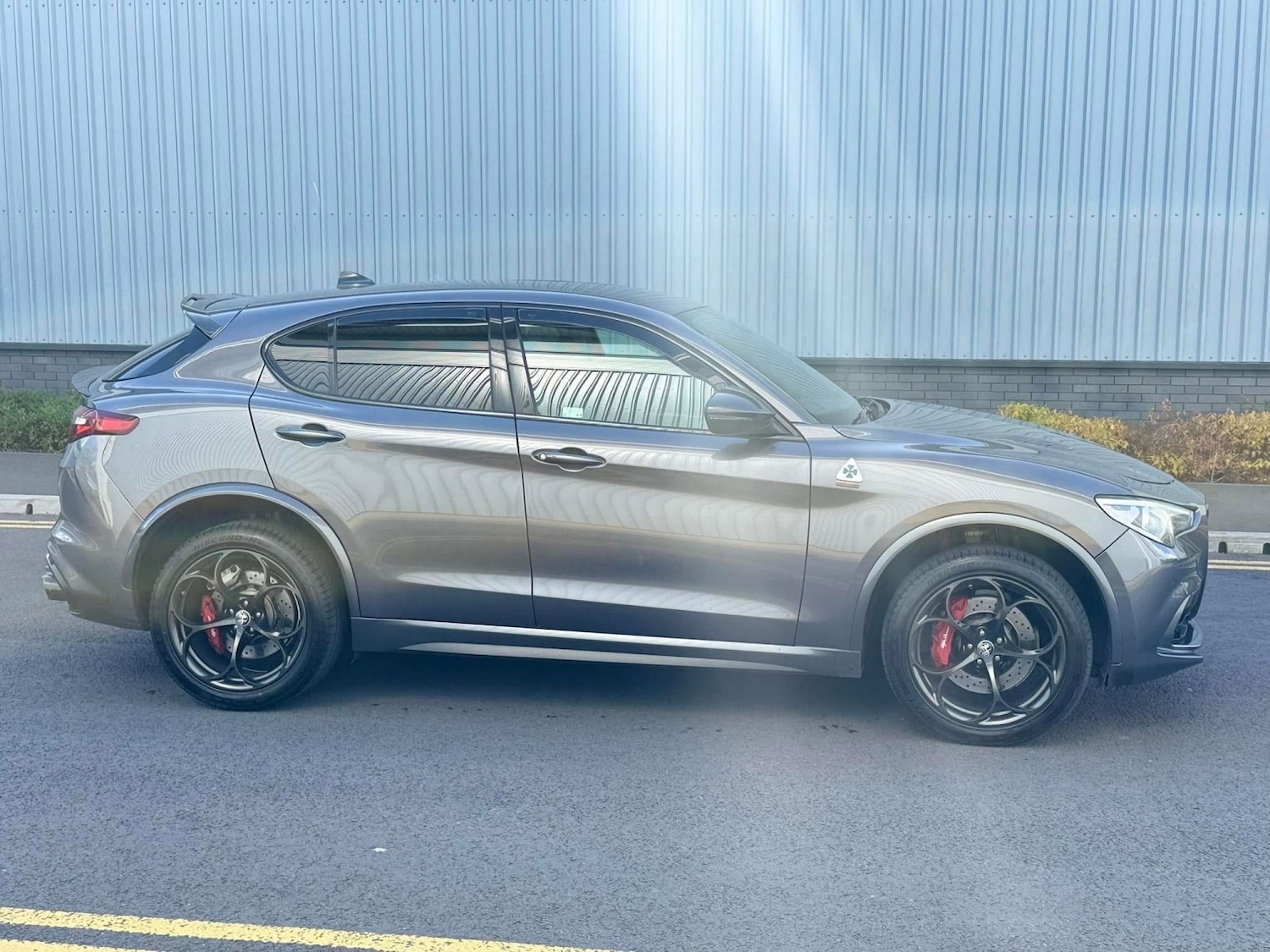 Used Alfa Romeo Stelvio 2019 for sale - 77721362: Photo 2