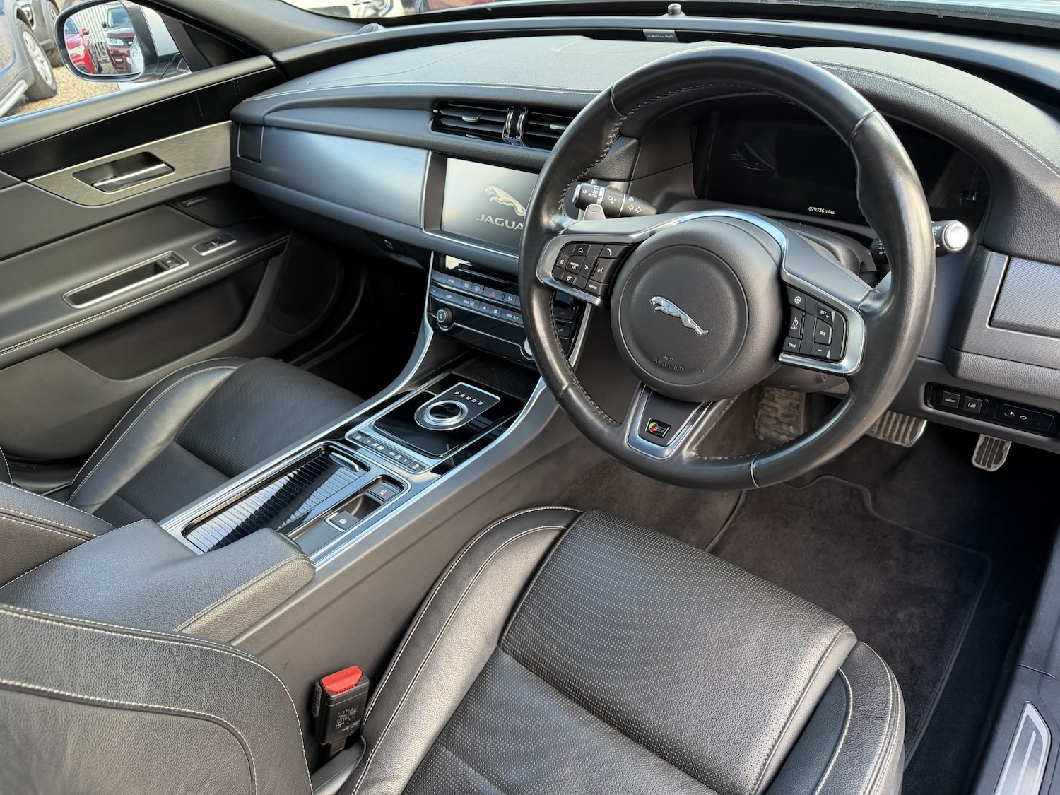 Used Jaguar XF 2018 for sale - 77398370: Photo 15