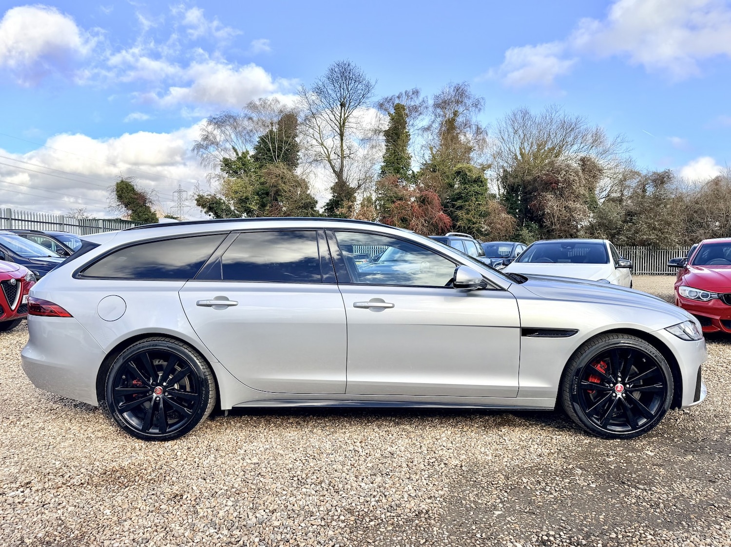 Used Jaguar XF 2018 for sale - 77398370: Photo 2