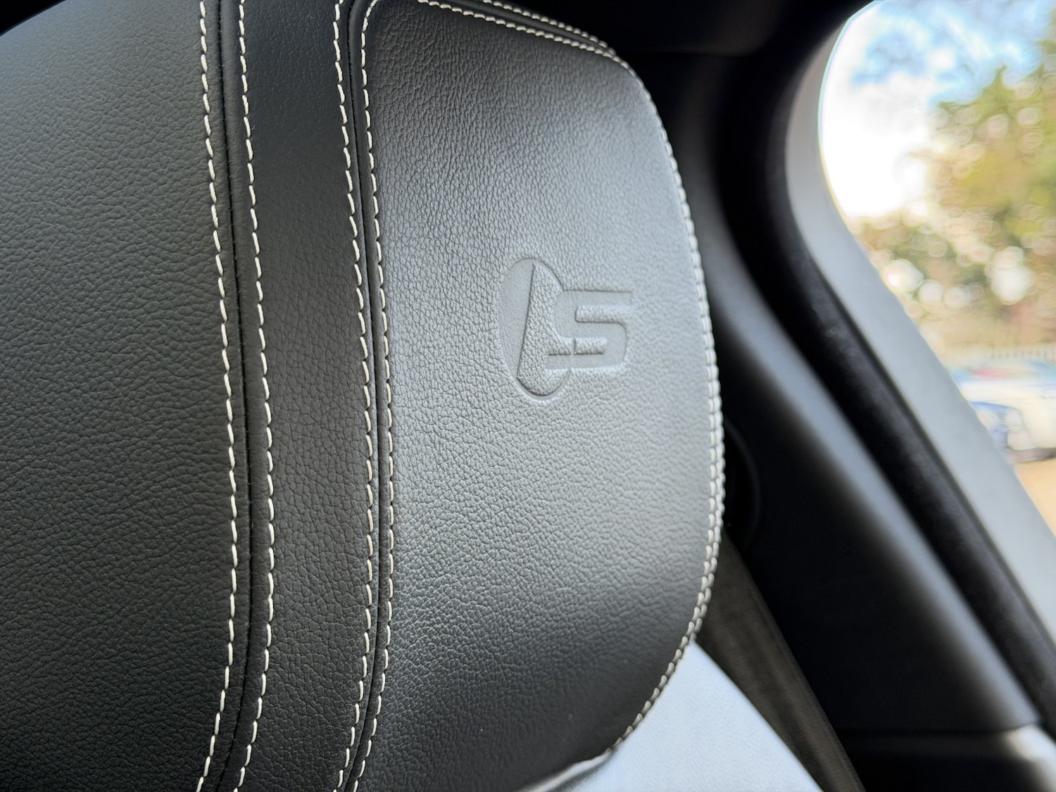 Used Jaguar XF 2018 for sale - 77398370: Photo 27