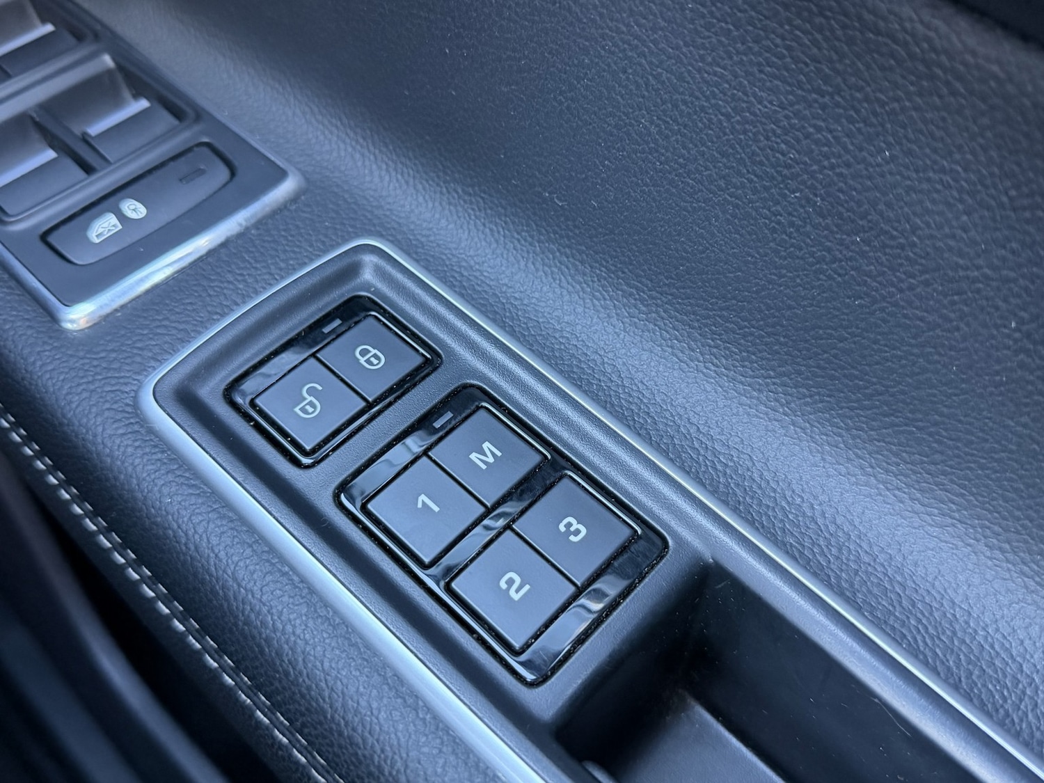 Used Jaguar XF 2018 for sale - 77398370: Photo 33