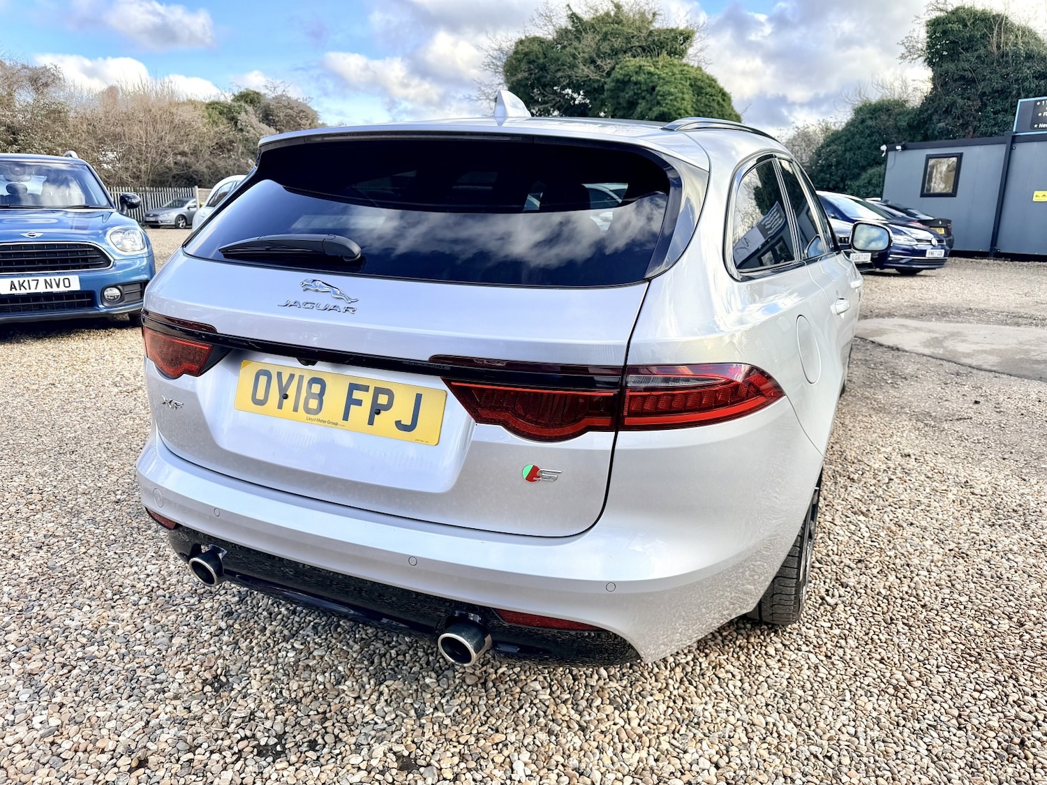 Used Jaguar XF 2018 for sale - 77398370: Photo 4