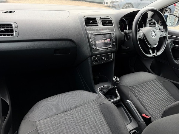 Used Volkswagen Polo 2017 for sale - 76268532: Photo 22
