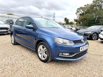 Used Volkswagen Polo 2017 for sale - 76268532: Photo 2