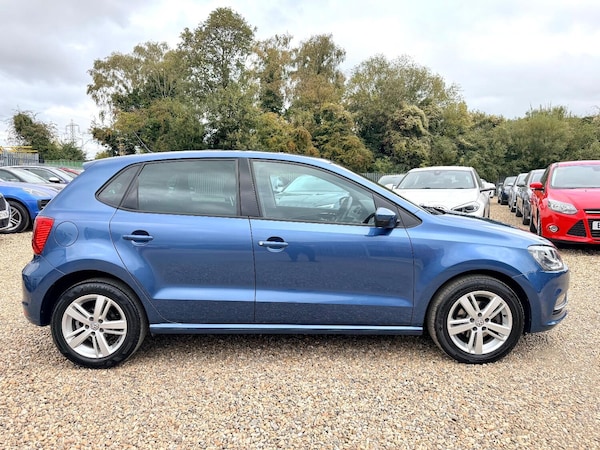 Used Volkswagen Polo 2017 for sale - 76268532: Photo 3
