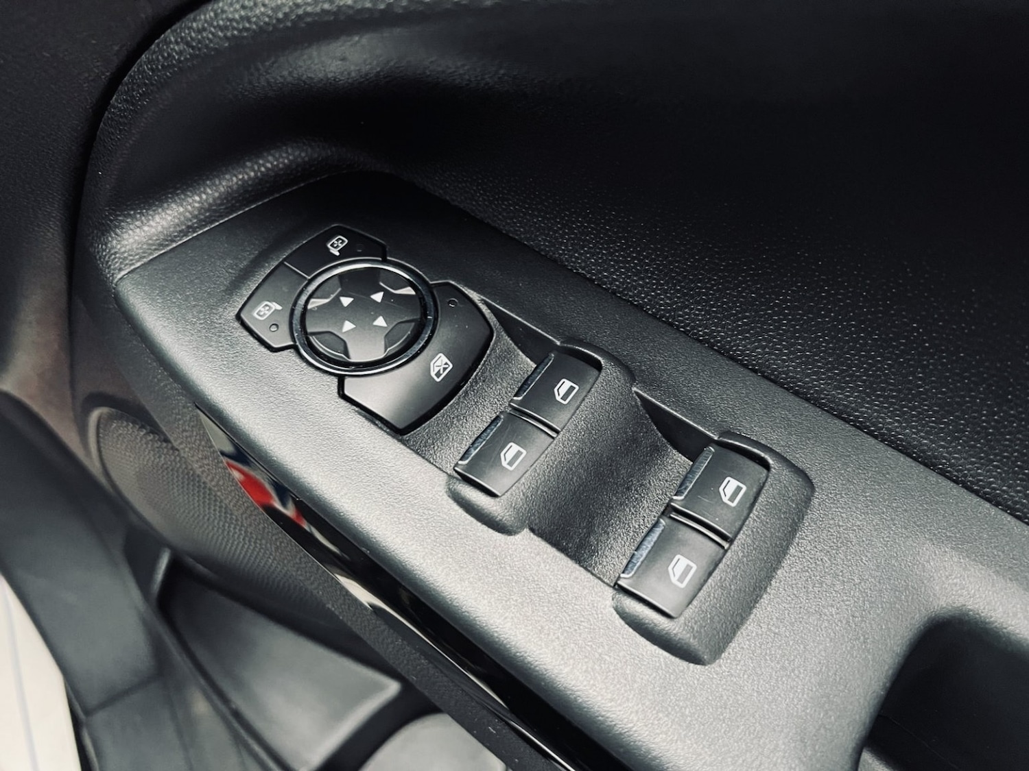 Used Ford Ecosport 2021 for sale - 76924339: Photo 25