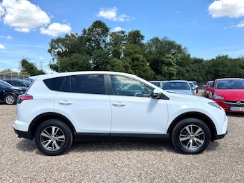 Used Toyota RAV4 2016 for sale - 75213069: Photo