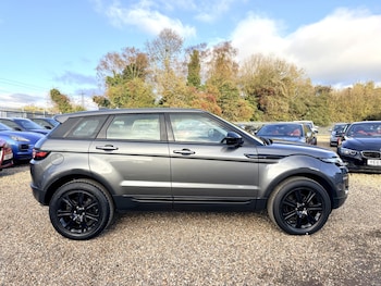 Used Land Rover Range Rover Evoque 2017 for sale - 76716151: Photo