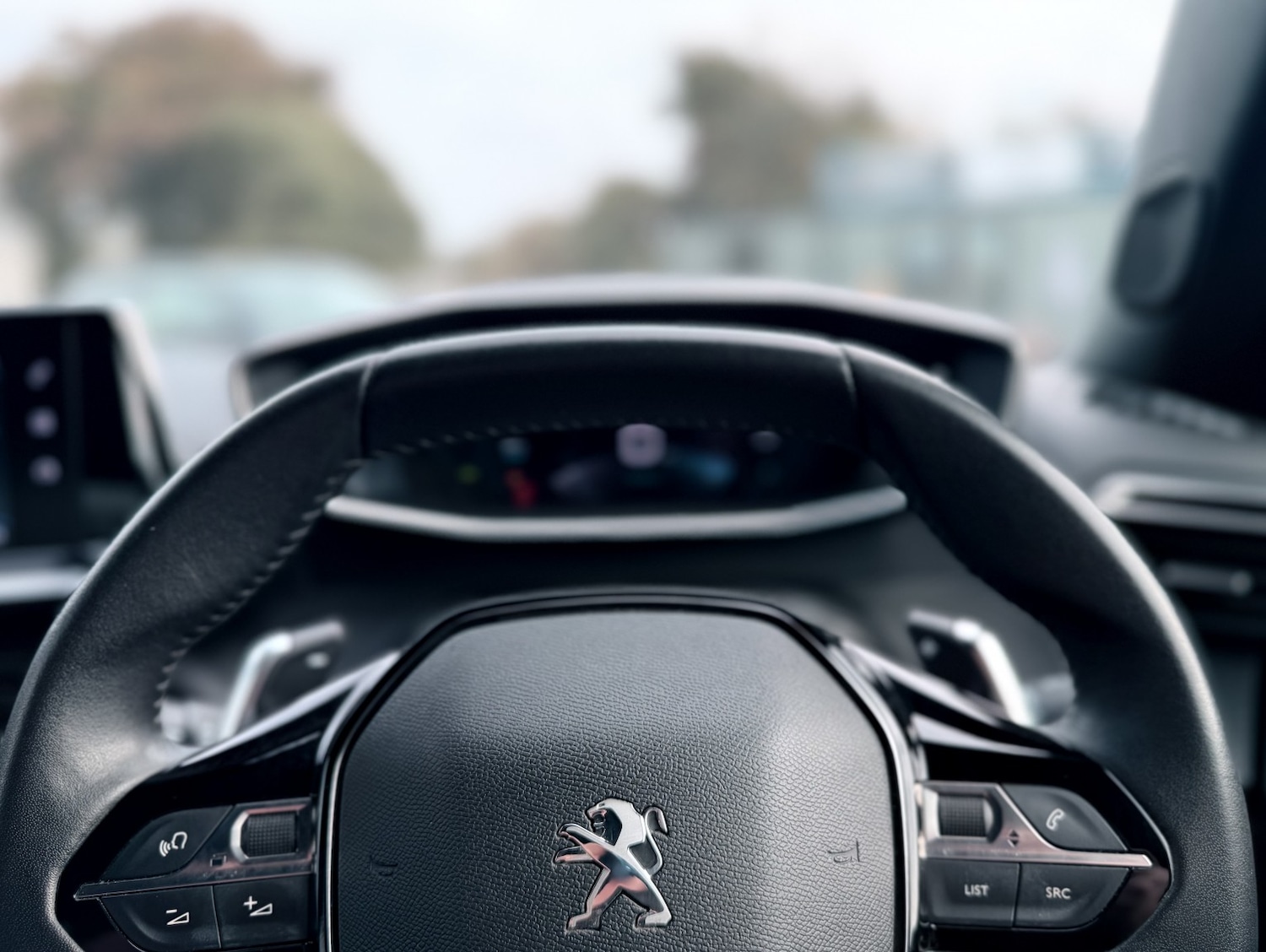 Used Peugeot 2008 2023 for sale - 76716154: Photo 9