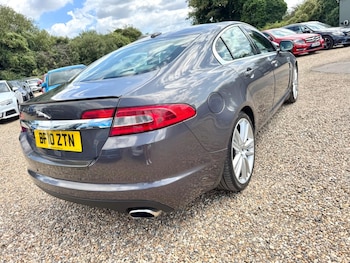 Used Jaguar XF 2010 for sale - 75391127: Photo