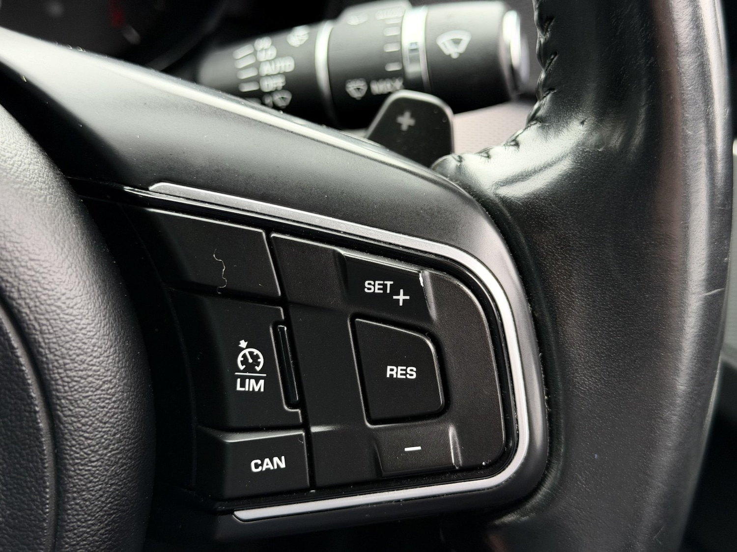 Used Jaguar XF 2017 for sale - 78062245: Photo 24