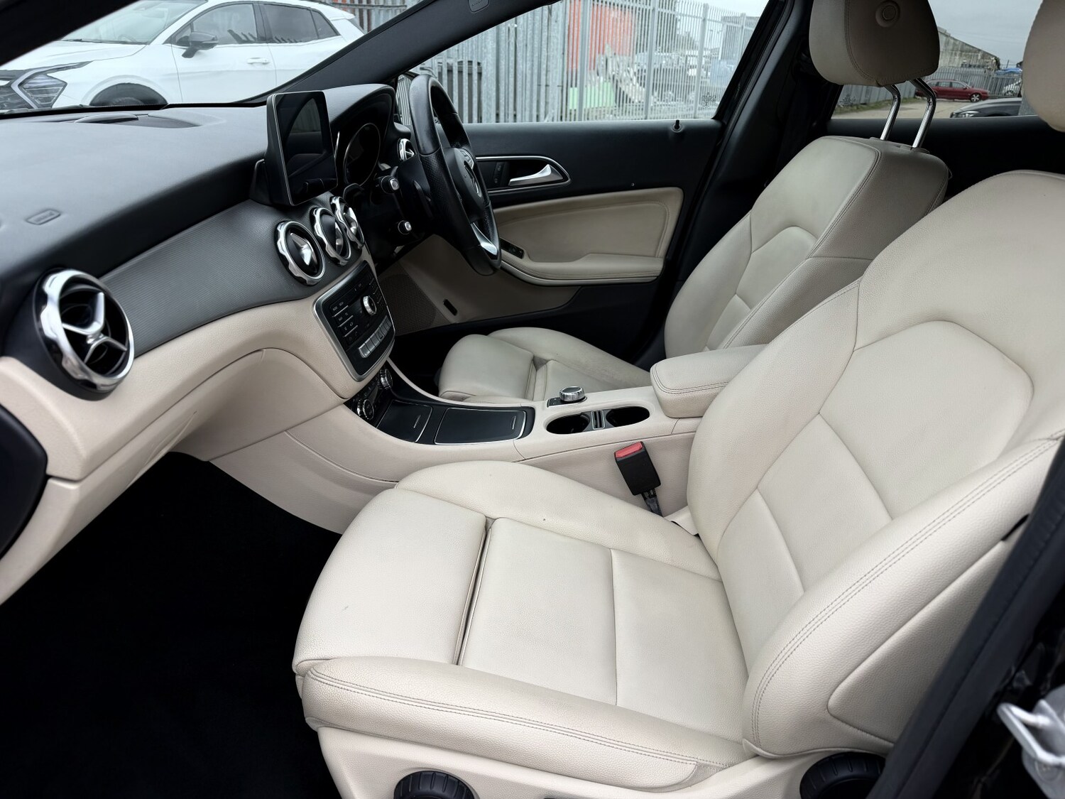 Used Mercedes-Benz GLA 2017 for sale - 77864837: Photo 16