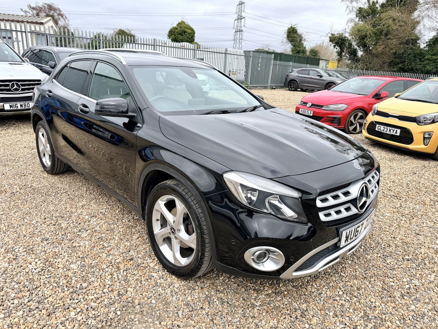 Used Mercedes-Benz GLA 2017 for sale - 77864837: Photo 2