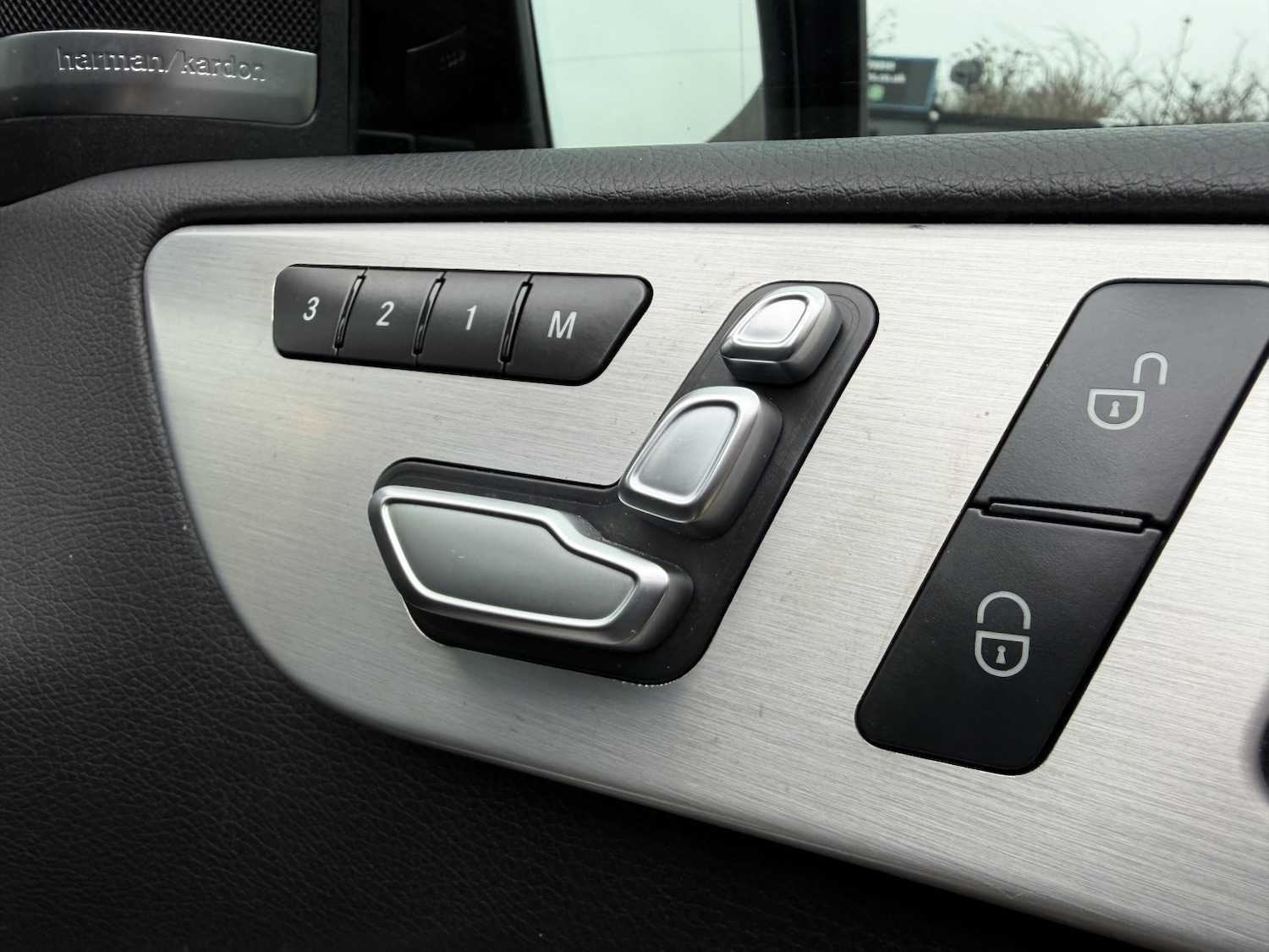 Used Mercedes-Benz GLE 2017 for sale - 77400067: Photo 17