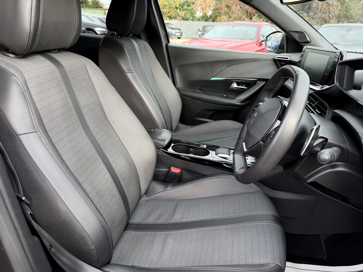 Used Peugeot 2008 2023 for sale - 77113119: Photo 16