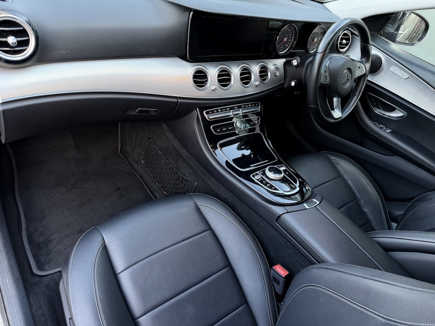 Used Mercedes-Benz E Class 2018 for sale - 76374214: Photo 19