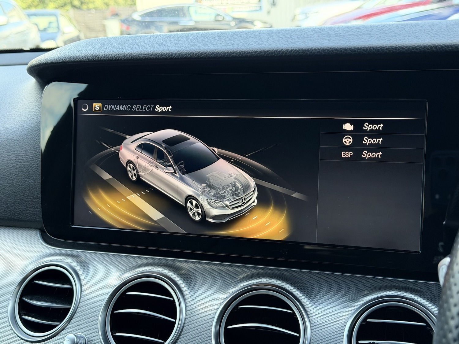 Used Mercedes-Benz E Class 2018 for sale - 76374214: Photo 26