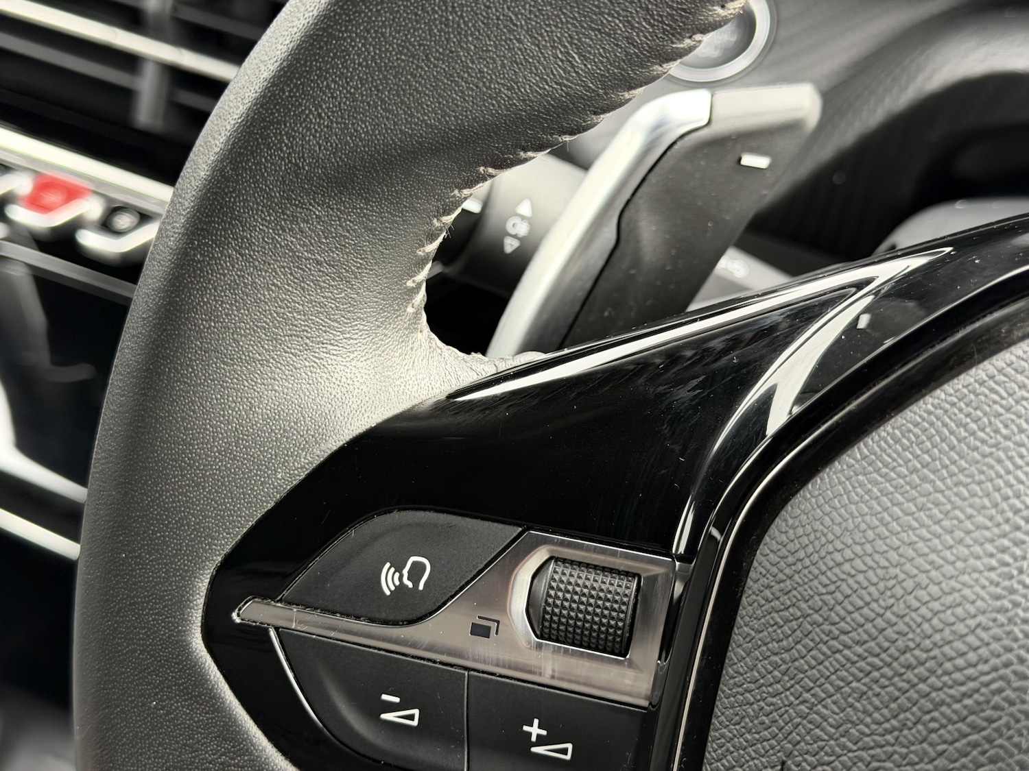 Used Peugeot 2008 2023 for sale - 77662198: Photo 26